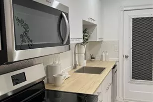 11685 Canal Dr, North Miami, FL 33181 - Photo 7