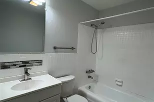 5700 NE 22nd Way, Fort Lauderdale, FL 33308 - Photo 11