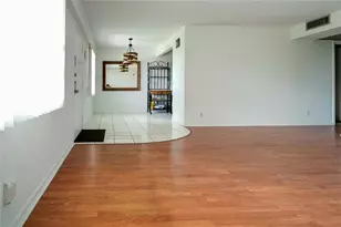 300 SW 134th Way, Pembroke Pines, FL 33027 - Photo 7