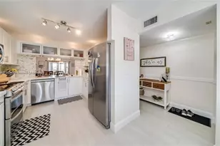 2560 NW 103rd Ave, Sunrise, FL 33322 - Photo 3