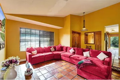 3440 E Point Dr, Cooper City, FL 33026 - Photo 9