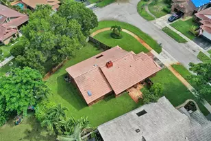 3440 E Point Dr, Cooper City, FL 33026 - Photo 43