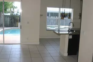 7588 NW Parkside Ln, Margate, FL 33063 - Photo 9