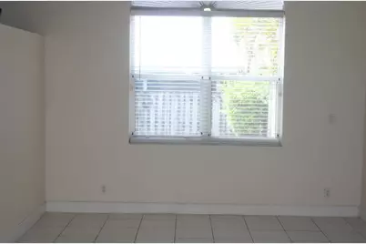 7588 NW Parkside Lane, Margate, FL 33063 - Photo 5
