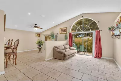 10946  Crescendo Cir, Boca Raton, FL 33498 - Photo 9