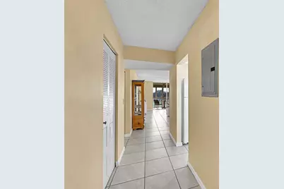 7620 NW 18th St, Unit #403, Margate, FL 33063 - Photo 5