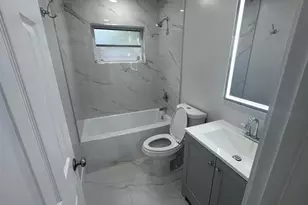 40 NE 48th St, Fort Lauderdale, FL 33334 - Photo 11