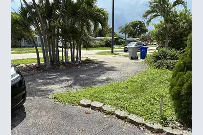 721 NW 18th St, Pompano Beach, FL 33060 - Photo 3