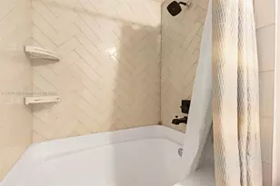 533 NE 3rd Ave, Fort Lauderdale, FL 33301 - Photo 17