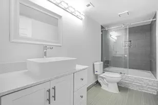 2200 S Cypress Bend Dr, Pompano Beach, FL 33069 - Photo 13