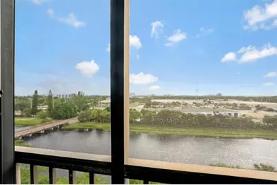 2200 S Cypress Bend Dr, Unit #805, Pompano Beach, FL 33069 - Photo 23