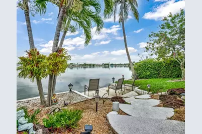 3055  Lakeshore Drive, Fort Lauderdale, FL 33312 - Photo 13