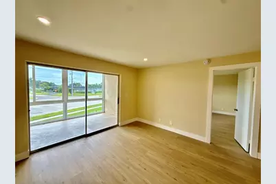 7887  Golf Circle Dr, Unit #211, Margate, FL 33063 - Photo 9