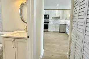 7887 Golf Cir Dr, Margate, FL 33063 - Photo 19