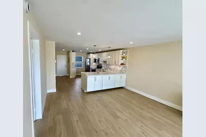 7887  Golf Circle Dr, Unit #211, Margate, FL 33063 - Photo 5