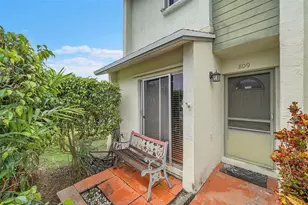 809 Crystal Lake Dr, Deerfield Beach, FL 33064 - Photo 3