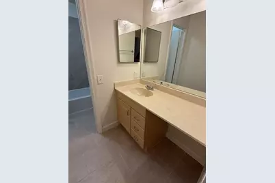 7640  Courtyard Run, Boca Raton, FL 33433 - Photo 7