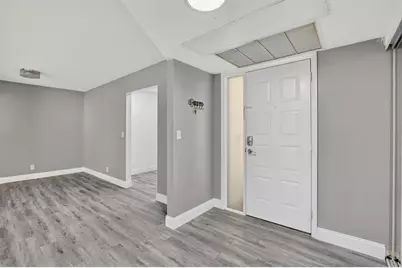 3751  Cocoplum Cir, Unit #3564, Coconut Creek, FL 33063 - Photo 5