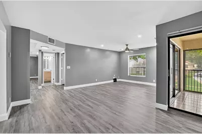 3751  Cocoplum Cir, Unit #3564, Coconut Creek, FL 33063 - Photo 11