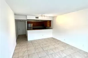 5221 Geneva Way Unit, Doral, FL 33166 - Photo 7