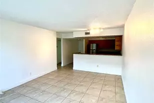 5221 Geneva Way Unit, Doral, FL 33166 - Photo 9