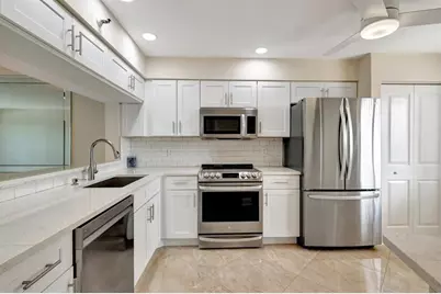 14460  Strathmore Ln, Unit #807, Delray Beach, FL 33446 - Photo 3