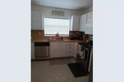 9020  Sunrise Lakes Blvd, Unit #304, Sunrise, FL 33322 - Photo 3