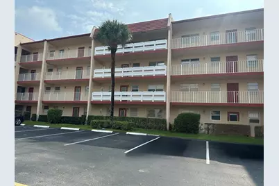 1015  Country Club Dr, Unit #307, Margate, FL 33063 - Photo 11