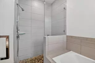 7669 NW 103rd Pl, Doral, FL 33178 - Photo 33