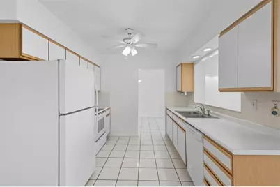 6800 NW 74th Pl, Tamarac, FL 33321 - Photo 13