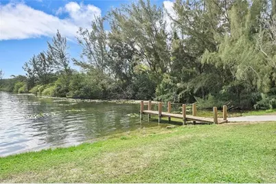 4723 SW 12th Pl, Deerfield Beach, FL 33442 - Photo 17