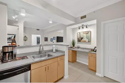 533 NE 3rd Ave, Unit #531, Fort Lauderdale, FL 33301 - Photo 17