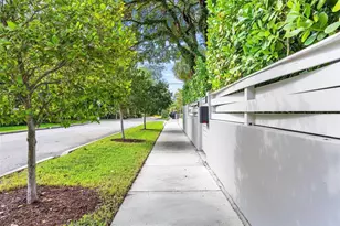 217 SE 16th Ave, Fort Lauderdale, FL 33301 - Photo 5