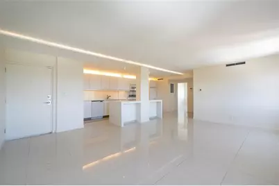 2555 NE 11th St, Unit #902, Fort Lauderdale, FL 33304 - Photo 3