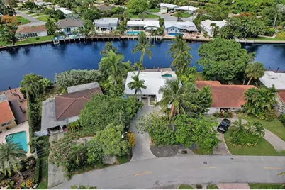 2149 NE 27th Dr, Wilton Manors, FL 33306 - Photo 5