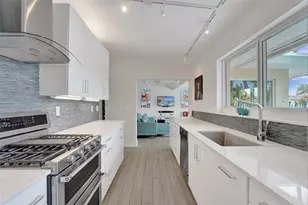 2149 NE 27th Dr, Wilton Manors, FL 33306 - Photo 37