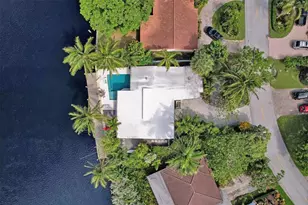 2149 NE 27th Dr, Wilton Manors, FL 33306 - Photo 11