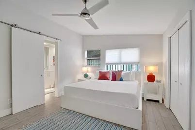 2149 NE 27th Dr, Wilton Manors, FL 33306 - Photo 15