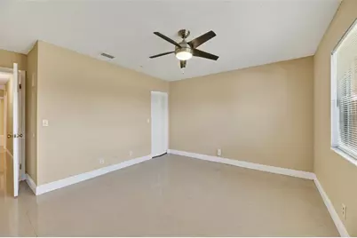 7527 SW 7th Pl, North Lauderdale, FL 33068 - Photo 5