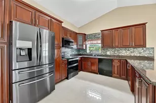 7527 SW 7th Pl, North Lauderdale, FL 33068 - Photo 19