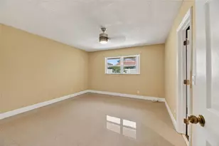 7527 SW 7th Pl, North Lauderdale, FL 33068 - Photo 9