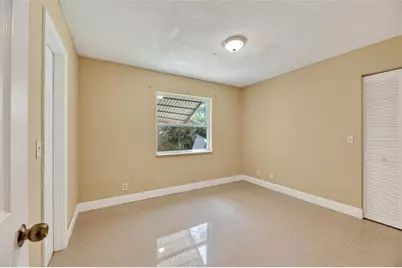 7527 SW 7th Pl, North Lauderdale, FL 33068 - Photo 33