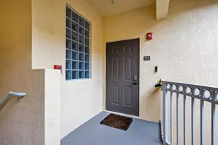 10012 NW 7th St, Miami, FL 33172 - Photo 3