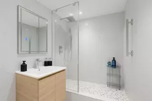 5601 Collins Ave Unit, Miami Beach, FL 33140 - Photo 5