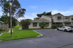 251 W Hemingway Cir, Margate, FL 33063 - Photo 33