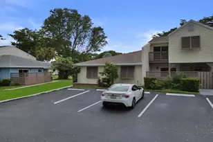 251 W Hemingway Cir, Margate, FL 33063 - Photo 35