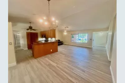 861 SW 55th Way, Margate, FL 33068 - Photo 5