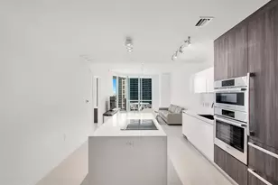 851 NE 1st Ave, Miami, FL 33132 - Photo 7