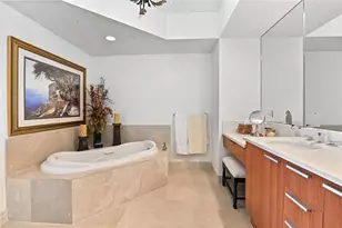 2650 Lake Shore Dr, Riviera Beach, FL 33404 - Photo 23