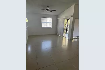 11975 NW 11th St, Unit #., Pembroke Pines, FL 33026 - Photo 7